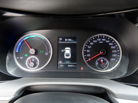 Kia K5 — photo 09