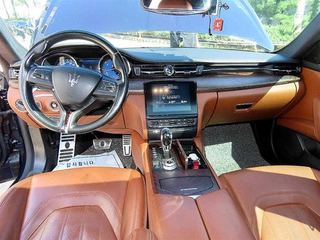Maserati Quattroporte — photo 07