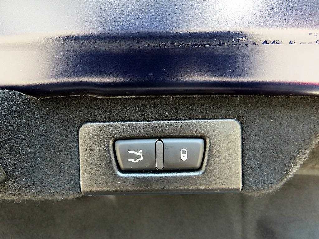 Maserati Quattroporte — photo 18