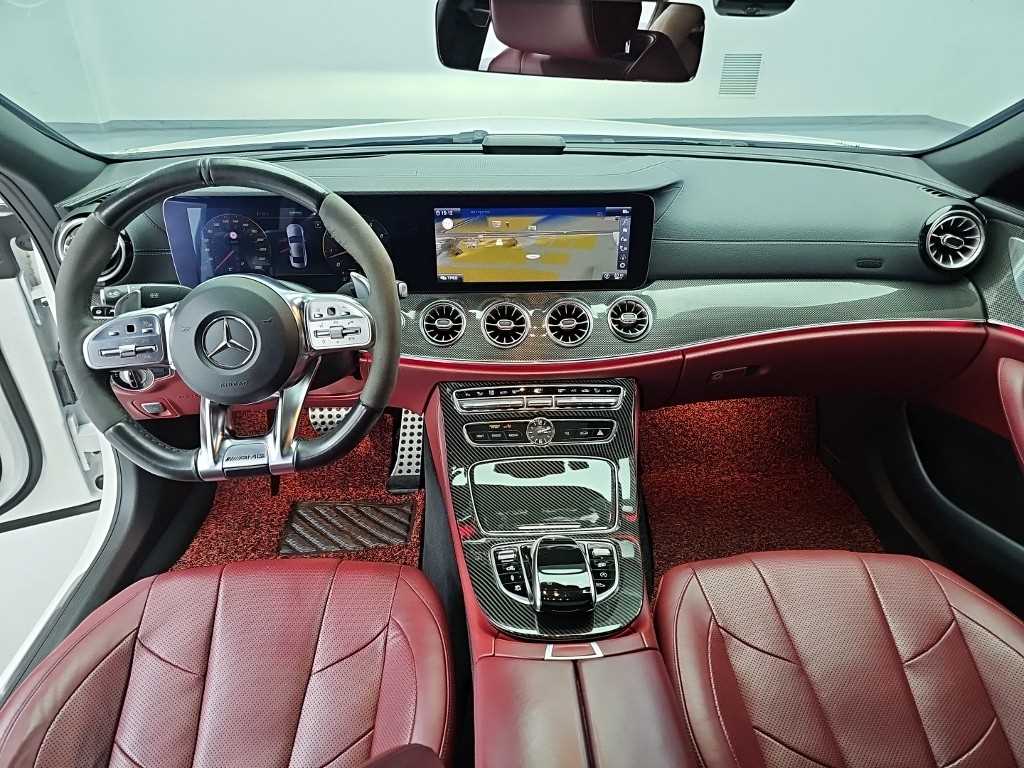Mercedes-Benz CLS-Class — photo 07