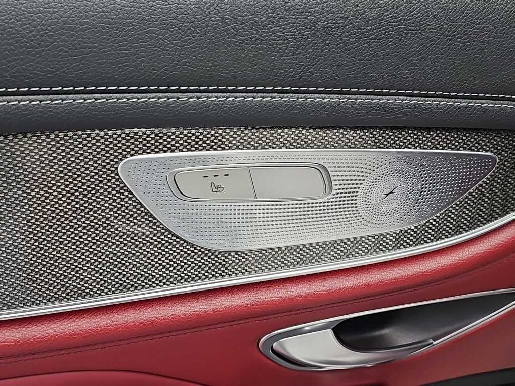 Mercedes-Benz CLS-Class — photo 13