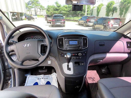 Hyundai Starex — photo 08