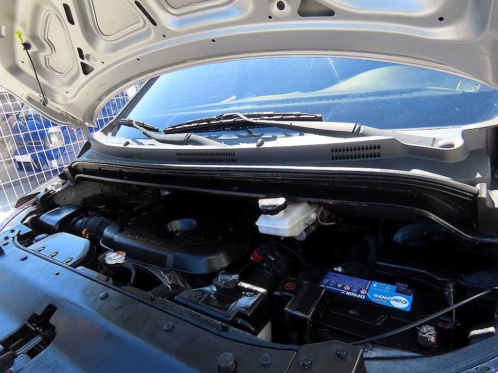 Hyundai Starex — photo 18
