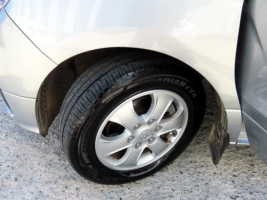 Hyundai Starex — photo 19