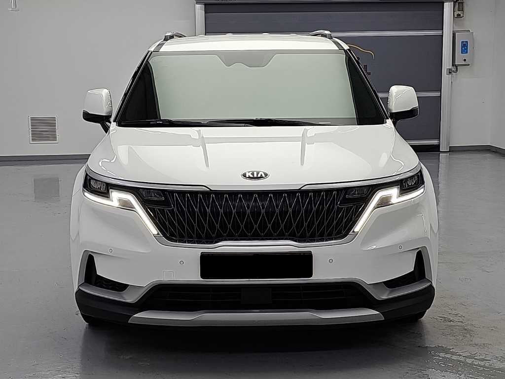 Kia Carnival — photo 02