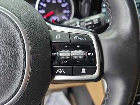 Kia Carnival — photo 17