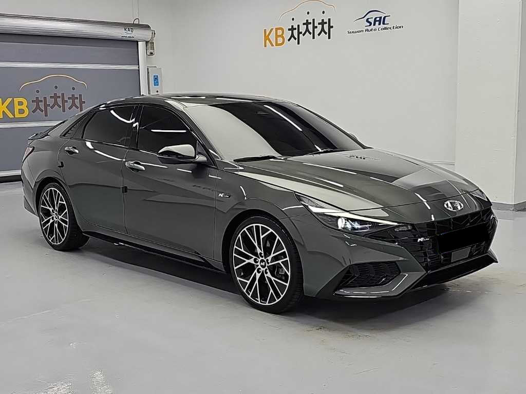 Hyundai Avante — photo 04