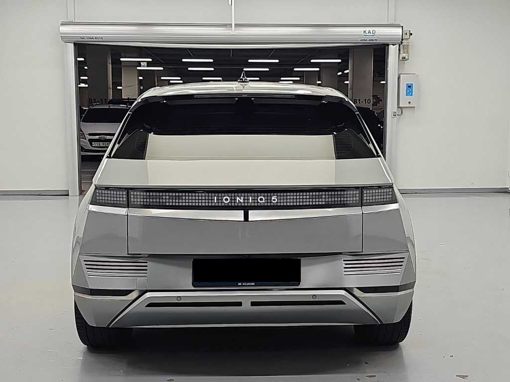 Hyundai Ioniq5 — photo 03