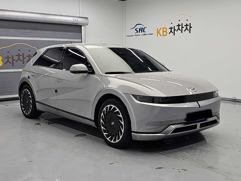 Hyundai Ioniq5 — photo 04
