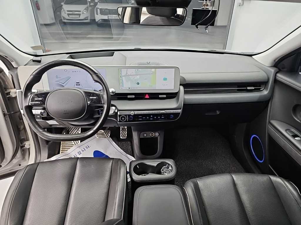 Hyundai Ioniq5 — photo 07