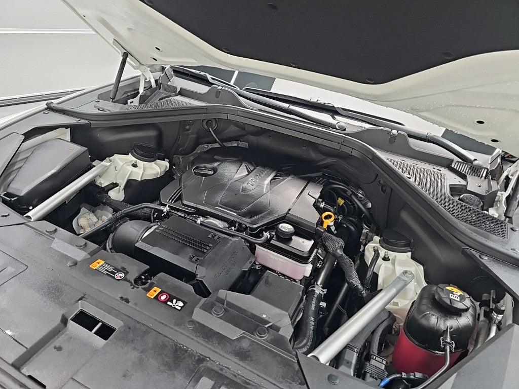 Genesis GV80 — photo 05