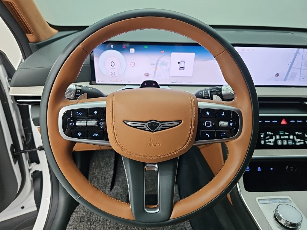 Genesis GV80 — photo 09