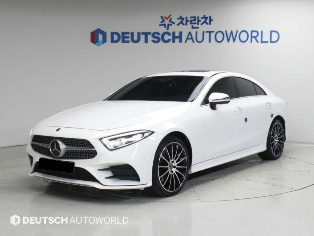 Mercedes-Benz CLS-Class — photo 01