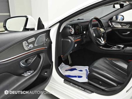 Mercedes-Benz CLS-Class — photo 11