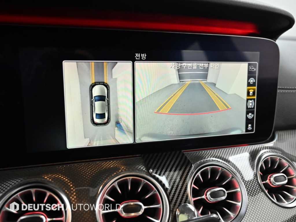 Mercedes-Benz CLS-Class — photo 15