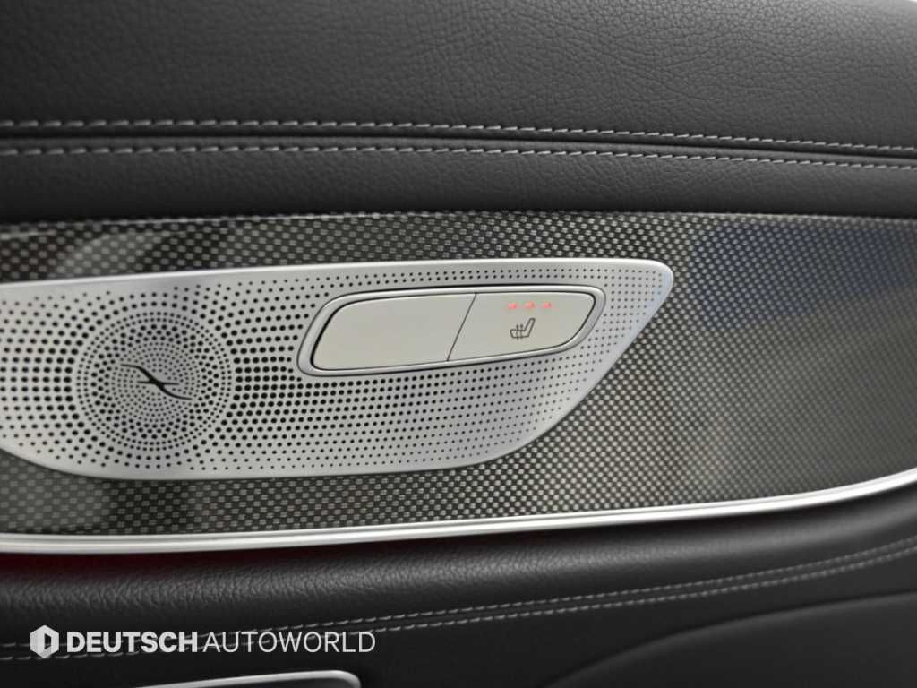 Mercedes-Benz CLS-Class — photo 16
