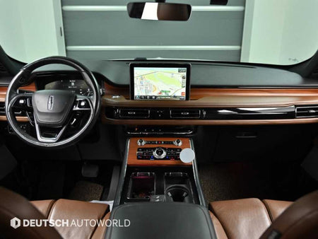 Lincoln Aviator — photo 07