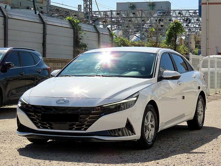 Hyundai Avante — photo 02