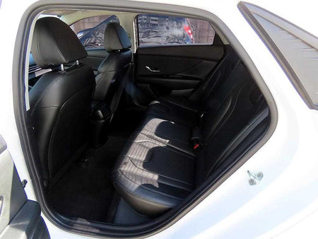 Hyundai Avante — photo 06