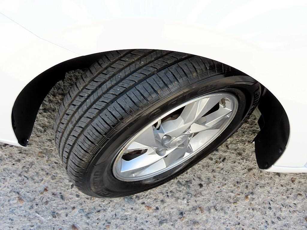 Hyundai Avante — photo 18