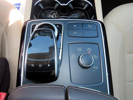 Mercedes-Benz GLE-Class — photo 12