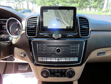 Mercedes-Benz GLE-Class — photo 13