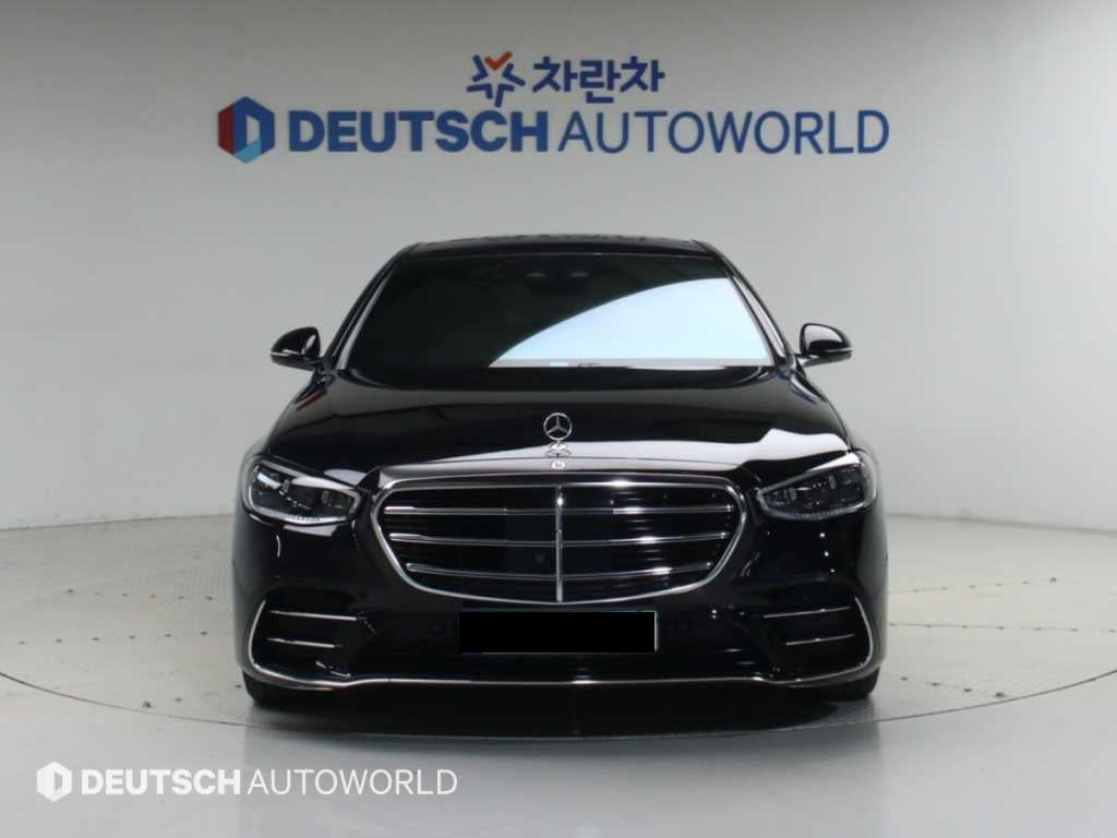 Mercedes-Benz S-Class — photo 03