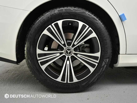 Mercedes-Benz E-Class — photo 05