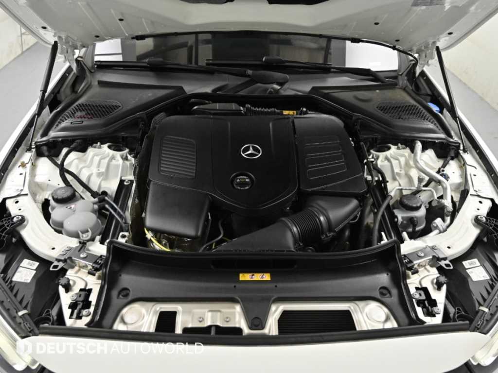 Mercedes-Benz E-Class — photo 06