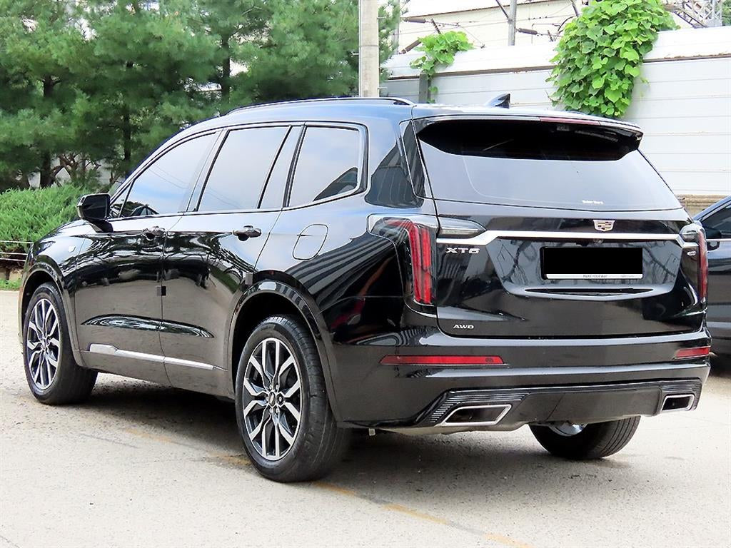 Cadillac XT6 — photo 03