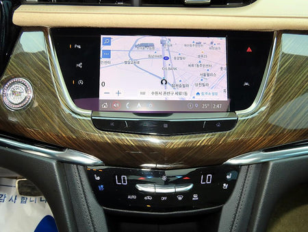 Cadillac XT6 — photo 14