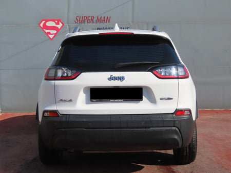 Jeep Cherokee — photo 04