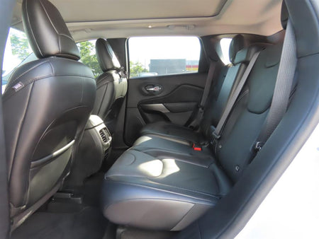 Jeep Cherokee — photo 07