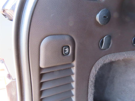 Jeep Cherokee — photo 08