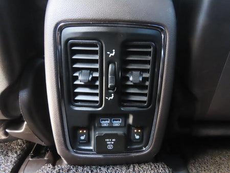 Jeep Cherokee — photo 10