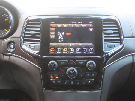 Jeep Cherokee — photo 16