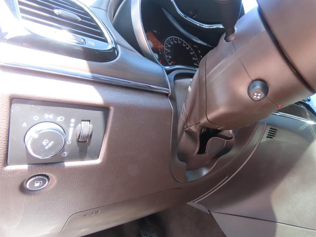Jeep Cherokee — photo 20