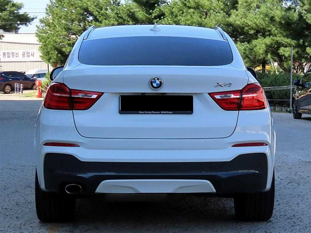 BMW X4 — photo 04