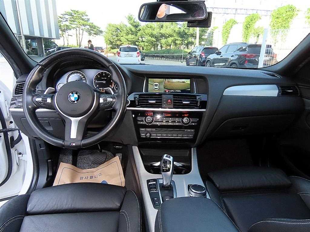 BMW X4 — photo 07