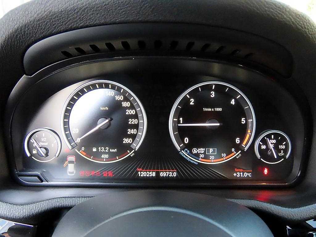 BMW X4 — photo 09
