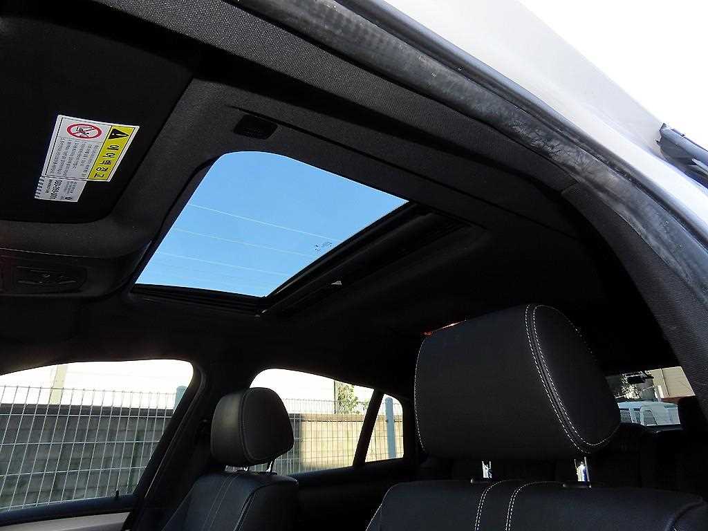 BMW X4 — photo 16