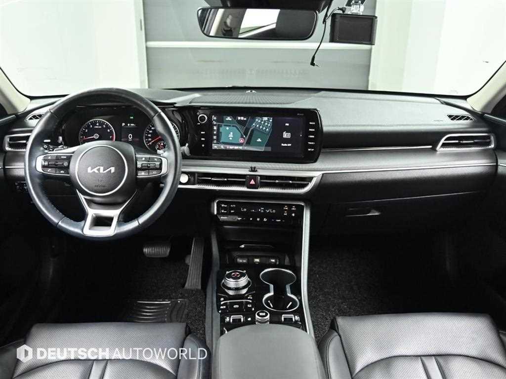 Kia K5 — photo 07
