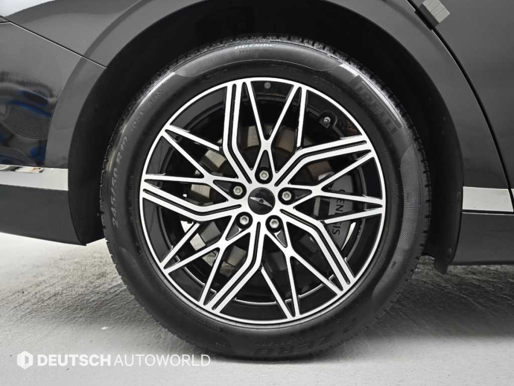 Genesis G90 — photo 05