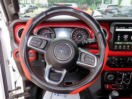 Jeep Wrangler — photo 08
