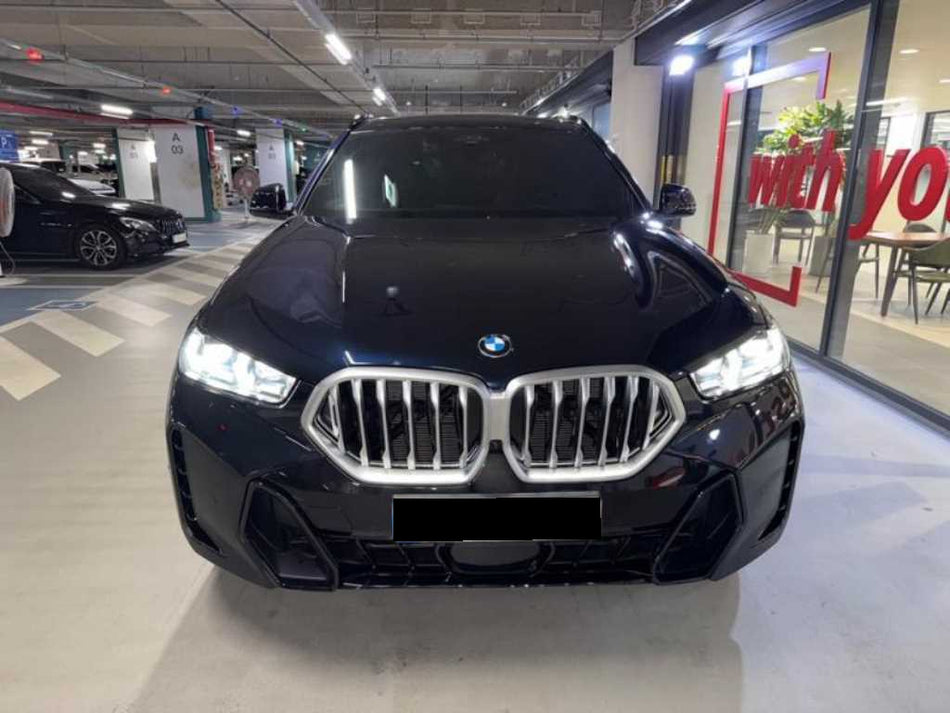 BMW X6 — photo 02