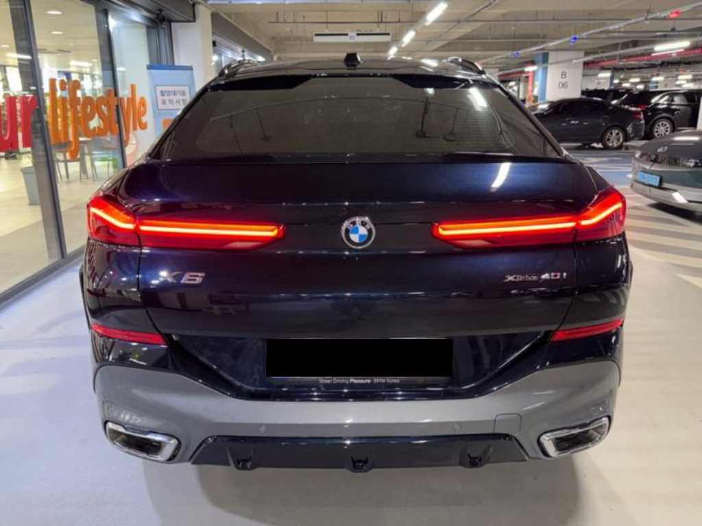 BMW X6 — photo 05