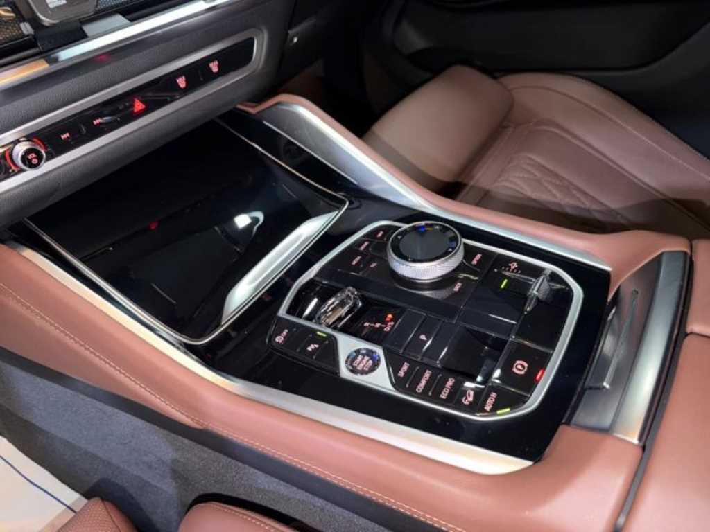 BMW X6 — photo 12