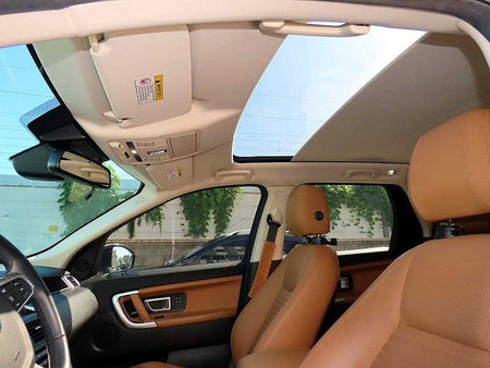 Land Rover Discovery Sport — photo 18