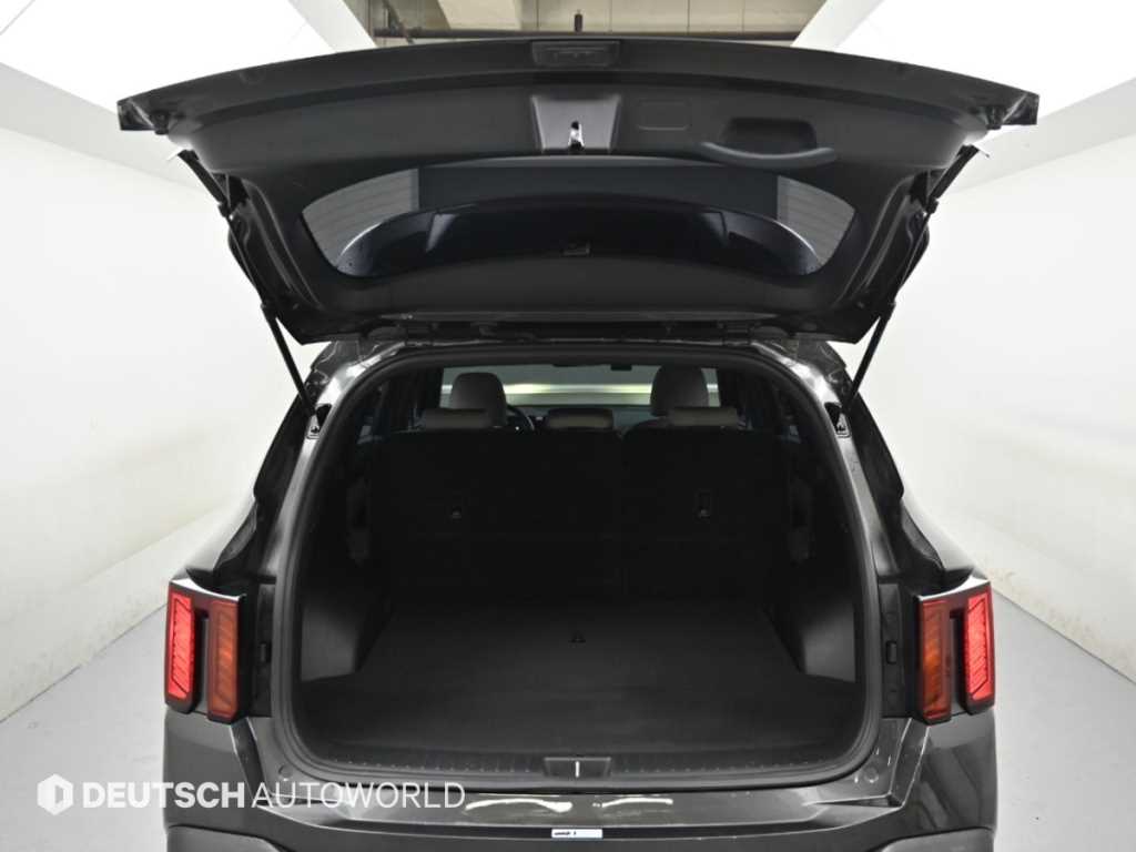 Kia Sorento — photo 19