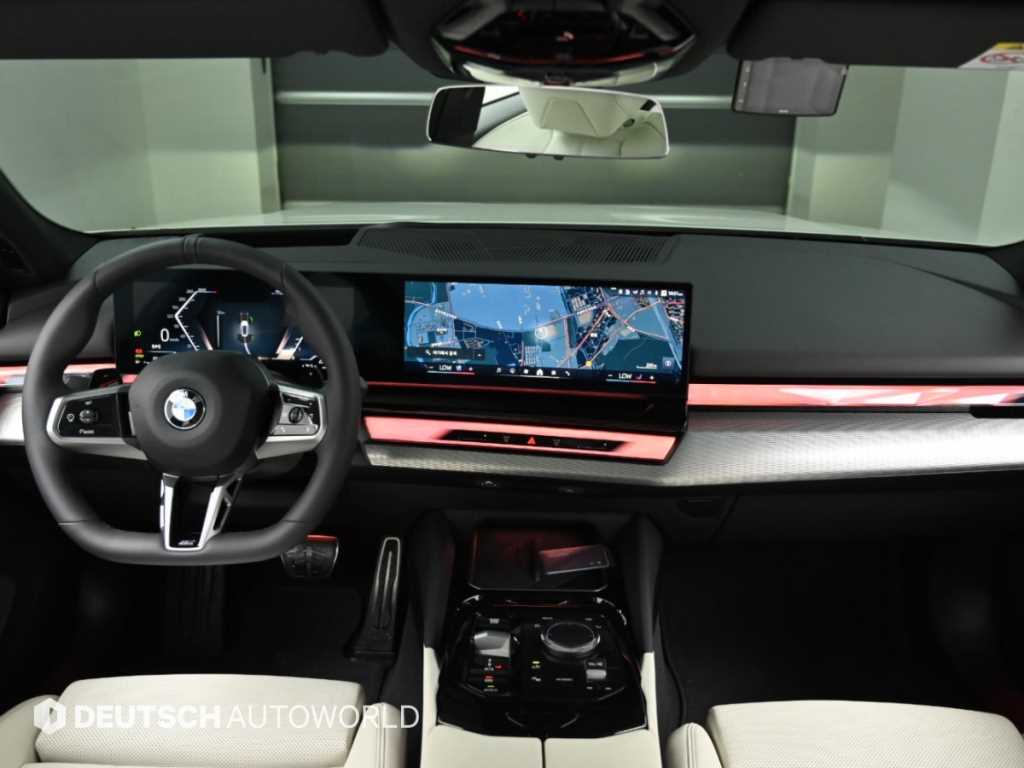 BMW 5-Series — photo 07